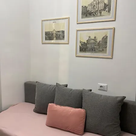 Homeinrome Apartment