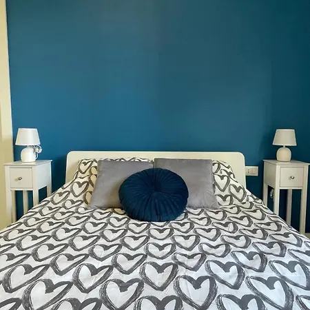 Apartment Homeinrome